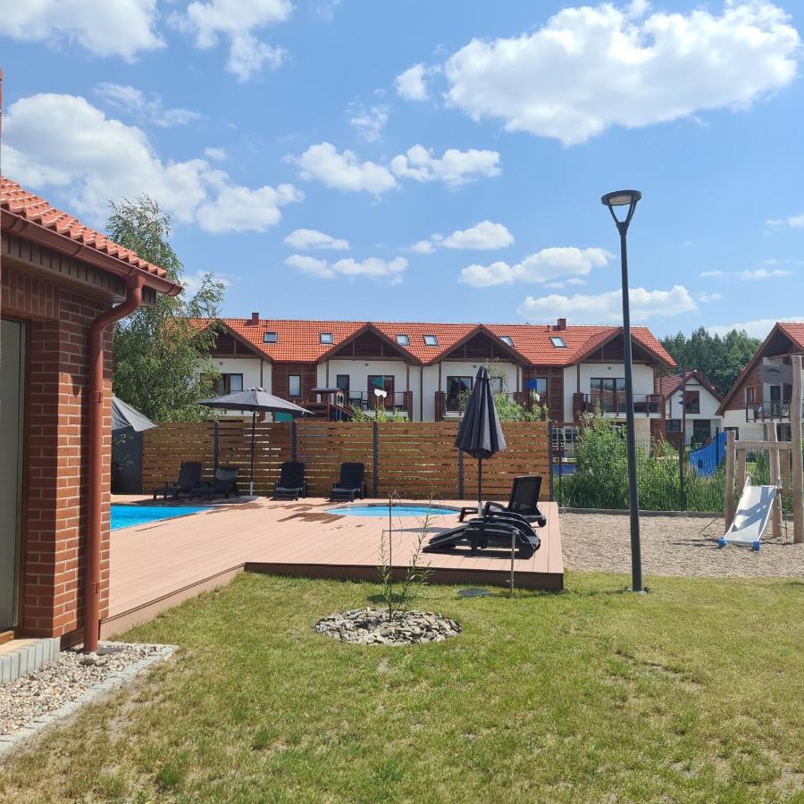 Lebskie Zacisze - Apartamenty Lebska Ostoja- Piaskowa Zarnowska Exterior photo